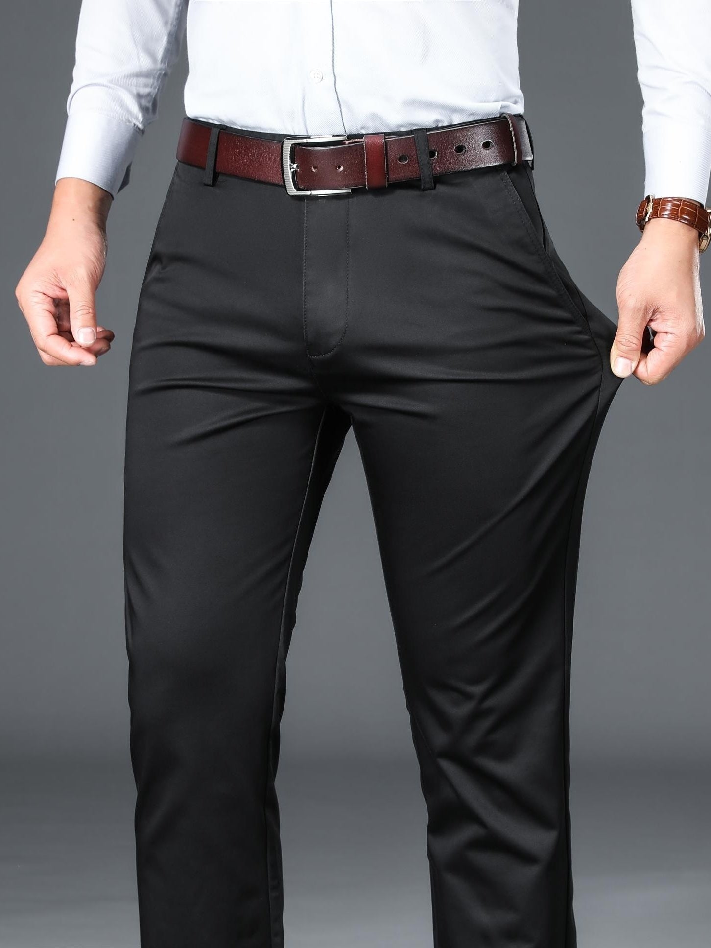Pantalón clásico ligeramente elástico para hombre