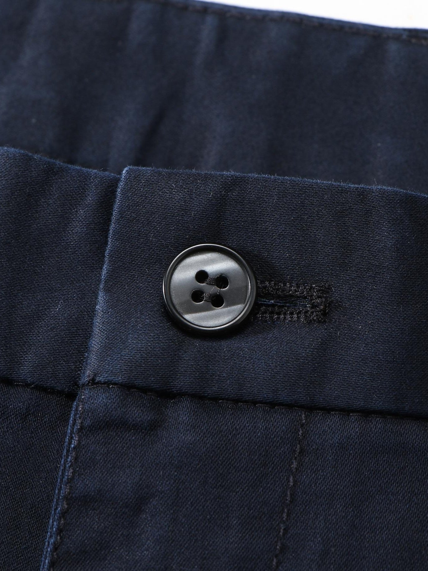 Pantalón clásico ligeramente elástico para hombre