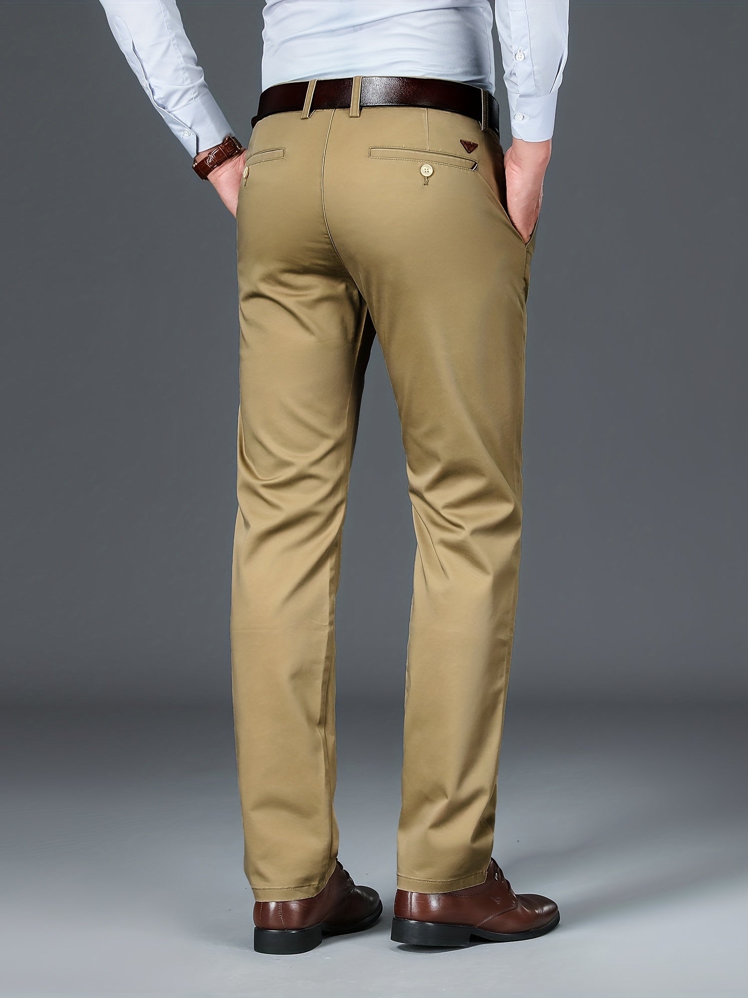 Pantalón clásico ligeramente elástico para hombre