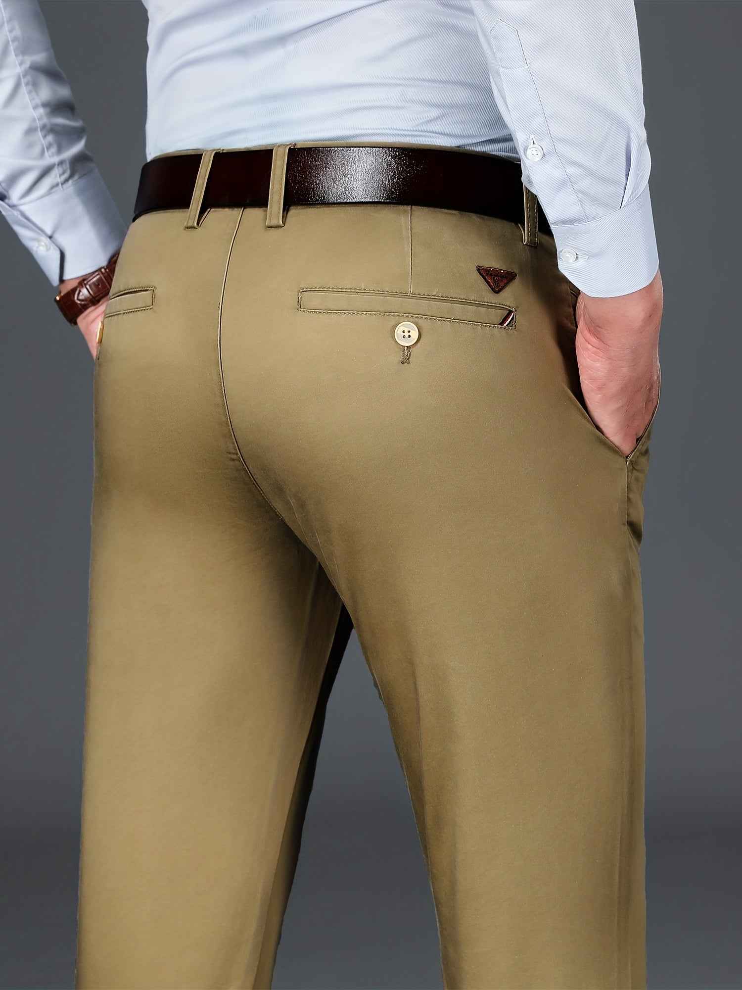 Pantalón clásico ligeramente elástico para hombre