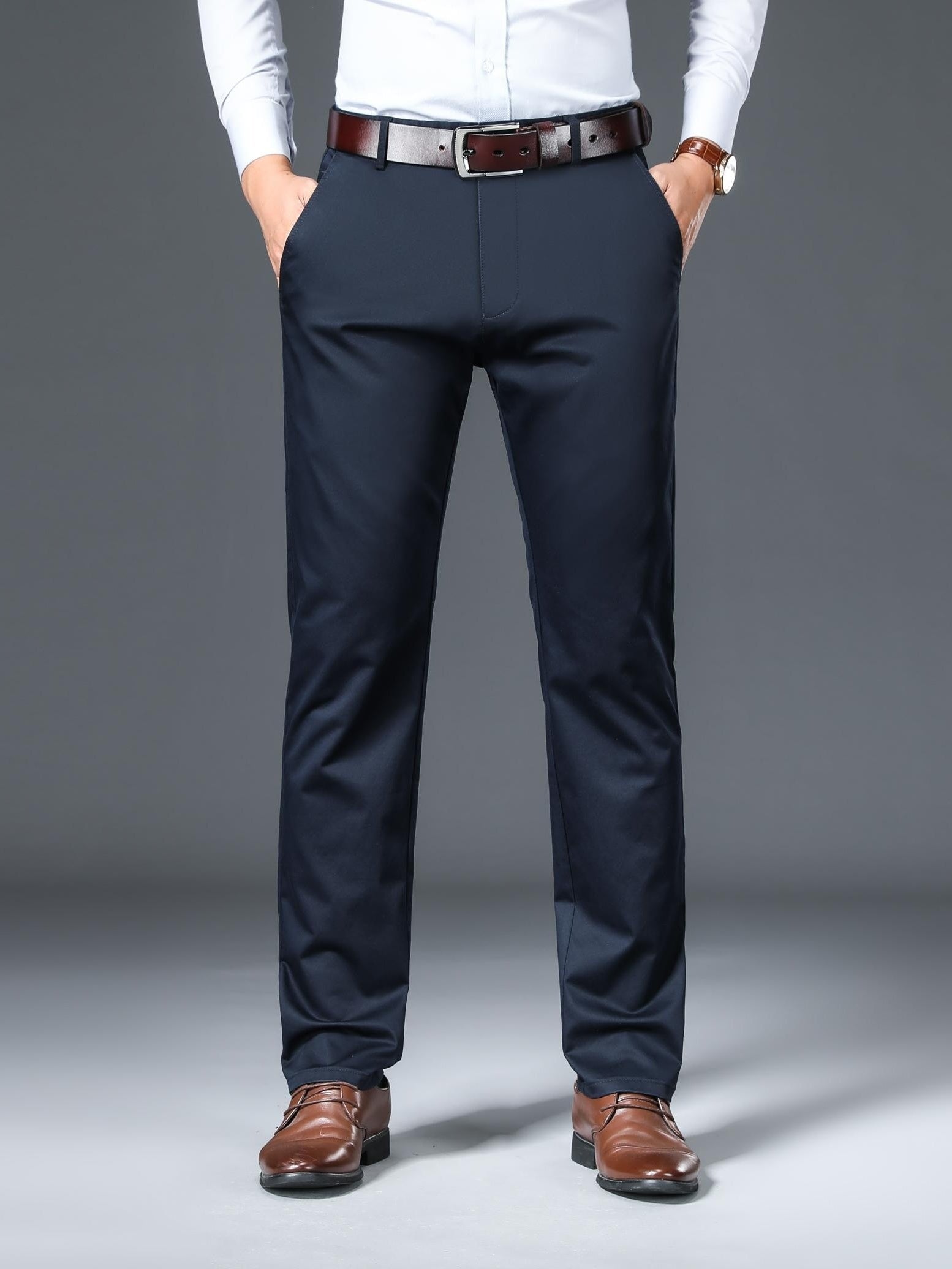 Pantalón clásico ligeramente elástico para hombre